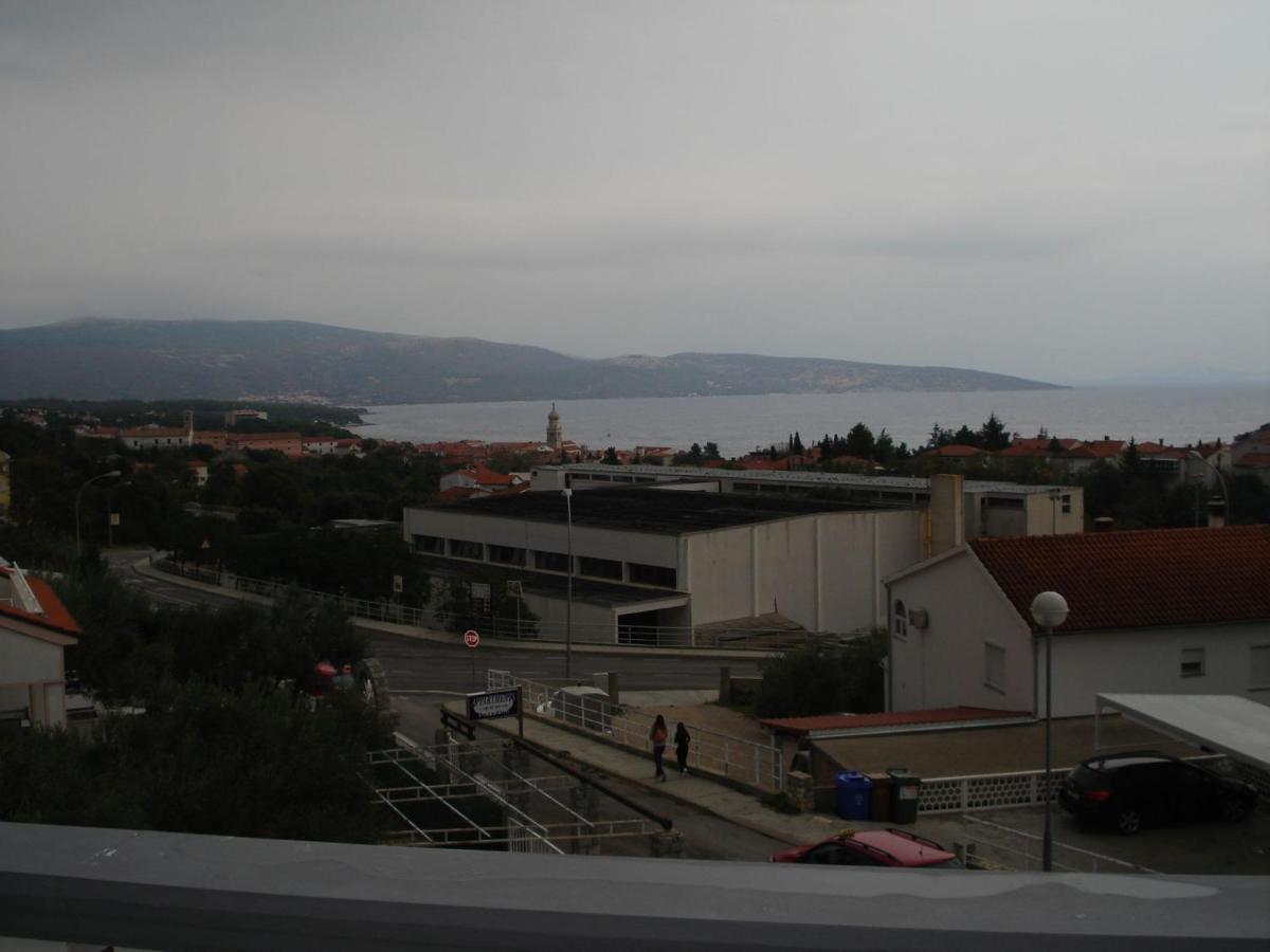 Apartments Villa Angela Krk Town Exterior photo